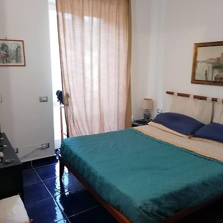 Grazioso Appartamento A Ischia Zona Pilastri Esterno foto