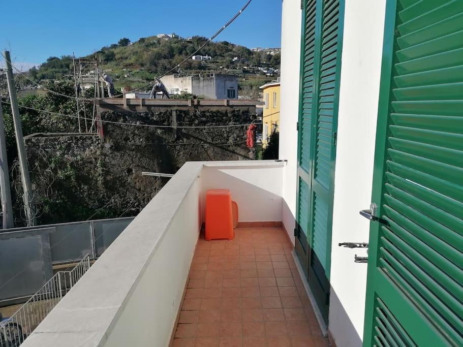 Grazioso Appartamento A Ischia Zona Pilastri Esterno foto